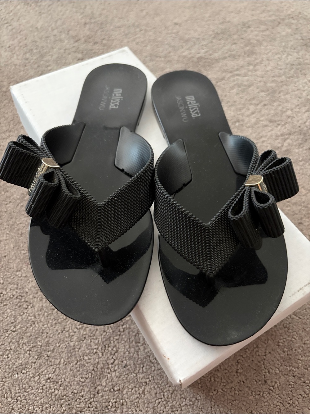 Melissa Black Jason Wu - Ribbon Bow Flip Flop- black jelly sandal